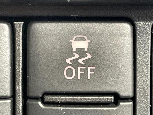 ルーミー カスタムＧ－Ｔ　ターボ　純正９インチナビ　禁煙車　パノラミックビューモニター　スマートアシスト　両側パワースライドドア　レーダークルーズコントロール　前席シートヒーター　ＥＴＣ　ドラレコ　ＬＥＤ　純正１５インチアルミ（45枚目）
