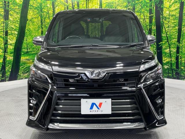 ヴォクシー ＺＳ　煌　純正１０インチナビ　禁煙車　フリップダウンモニター　セーフティセンス　両側パワースライドドア　デジタルインナーミラー　クルーズコントロール　バックカメラ　ビルトインＥＴＣ　ドラレコ　ＬＥＤヘッドライト（59枚目）