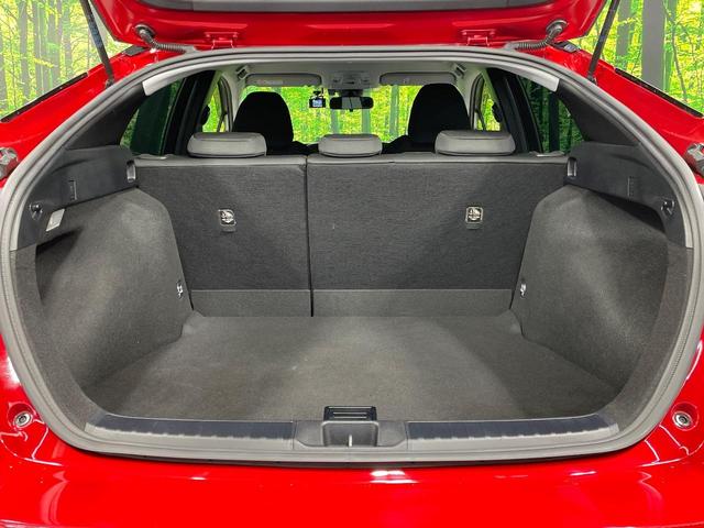 プリウス Ｓ　純正ナビ　禁煙車　セーフティセンス　レーダークルーズコントロール　バックカメラ　ビルトインＥＴＣ　ドライブレコーダー　フルセグ　Ｂｌｕｅｔｏｏｔｈ接続可　クリアランスソナー　ＬＥＤヘッドライト（35枚目）