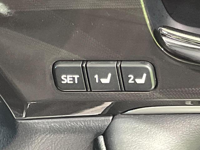 クラウンハイブリッド アスリートＧ　メーカーナビ　サンルーフ　バックカメラ　衝突被害軽減システム　禁煙車　電動リアゲート　レザーシート　前席シートエアコン　コーナーセンサー　スマートキー　ＨＩＤヘッド　ビルトインＥＴＣ　クルコン（6枚目）