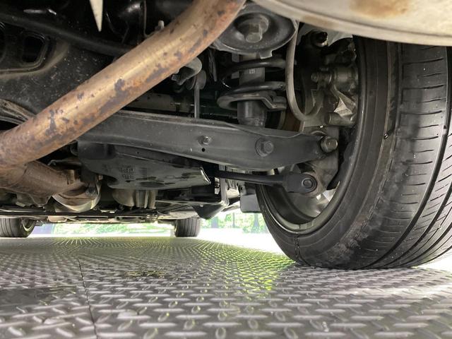 クラウンハイブリッド アスリートＧ　メーカーナビ　サンルーフ　バックカメラ　衝突被害軽減システム　禁煙車　電動リアゲート　レザーシート　前席シートエアコン　コーナーセンサー　スマートキー　ＨＩＤヘッド　ビルトインＥＴＣ　クルコン（20枚目）