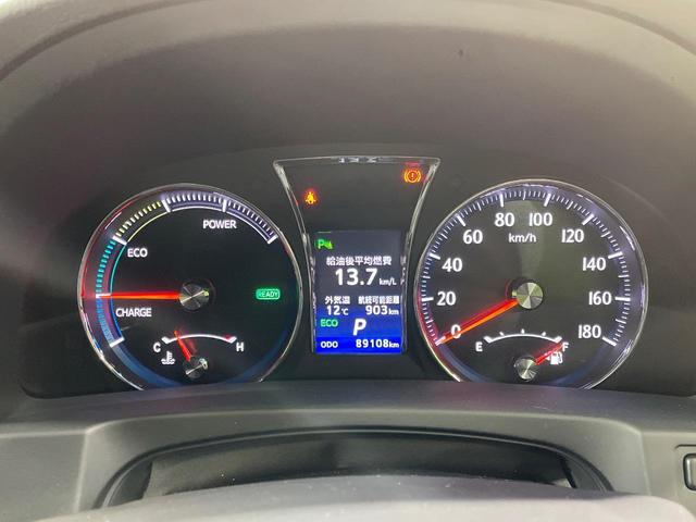 クラウンハイブリッド アスリートＧ　メーカーナビ　サンルーフ　バックカメラ　衝突被害軽減システム　禁煙車　電動リアゲート　レザーシート　前席シートエアコン　コーナーセンサー　スマートキー　ＨＩＤヘッド　ビルトインＥＴＣ　クルコン（36枚目）