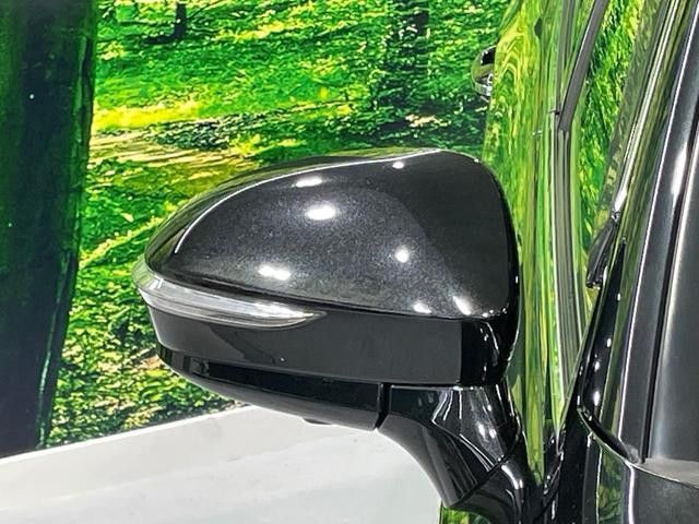 クラウンハイブリッド アスリートＧ　メーカーナビ　サンルーフ　バックカメラ　衝突被害軽減システム　禁煙車　電動リアゲート　レザーシート　前席シートエアコン　コーナーセンサー　スマートキー　ＨＩＤヘッド　ビルトインＥＴＣ　クルコン（49枚目）