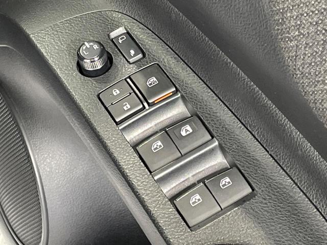 シエンタ ハイブリッド　ファンベースＸ　電動スライドドア　純正ＳＤナビ　バックカメラ　衝突被害軽減システム　禁煙車　ドラレコ　ビルトインＥＴＣ　オートハイビーム　車線逸脱警報　オートライト　オートエアコン　Ｂｌｕｅｔｏｏｔｈ　地デジ（46枚目）