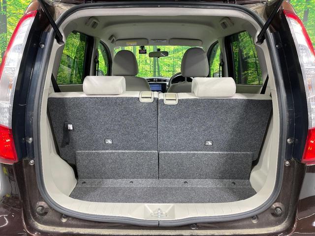 デイズ Ｊ　ＳＤナビ　禁煙車　純正１４インチホイール　ＣＤ　ＤＶＤ再生　キーレス　ドアバイザー　プライバシーガラス　ヘッドライトレベライザー（10枚目）