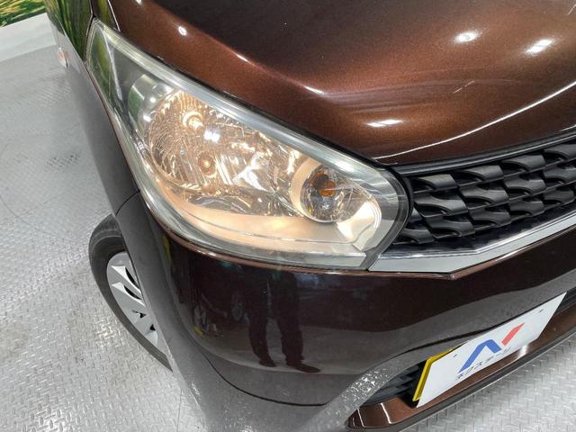 デイズ Ｊ　ＳＤナビ　禁煙車　純正１４インチホイール　ＣＤ　ＤＶＤ再生　キーレス　ドアバイザー　プライバシーガラス　ヘッドライトレベライザー（12枚目）