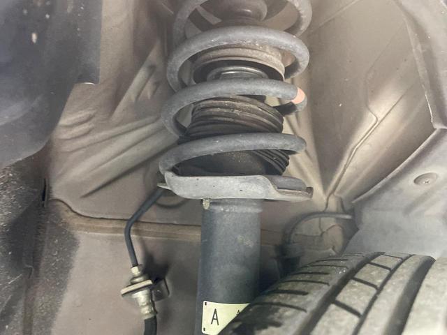 デイズ Ｊ　ＳＤナビ　禁煙車　純正１４インチホイール　ＣＤ　ＤＶＤ再生　キーレス　ドアバイザー　プライバシーガラス　ヘッドライトレベライザー（21枚目）