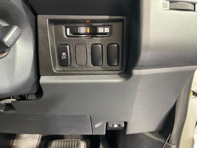 デリカＤ：５ Ｇ　パワーパッケージ　４ＷＤ　両側電動ドア　ＳＤナビ　禁煙車　ドラレコ　ＨＩＤヘッド　ビルトインＥＴＣ　クルーズコントロール　純正１８インチアルミ　オートライト　オートエアコン　Ｂｌｕｅｔｏｏｔｈ　フルセグ（28枚目）