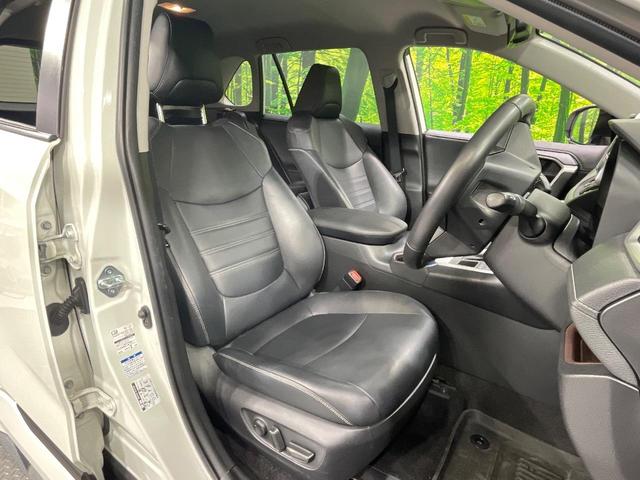 �y���烌�U�[�V�[�g�z����̂ӂ���肪�e�ՂŃ����e�i���X�����ȒP�ȁA�@�\���ɗD��鍇����v���̗p�����㎿�ȃV�[�g�ł��B����S�n���悭�A���������ӂ��S�n�ǂ��ԓ���Ԃ����o���Ă���܂��B