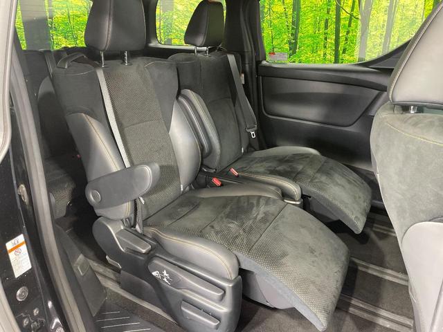 アルファード ２．５Ｓ　タイプゴールド　衝突軽減　後席モニター　純正９インチディスプレイ　両側電動スライドドア　フルセグＴＶ　ＣＤ／ＤＶＤ再生　ドライブレコーダー　ＥＴＣ　レーダークルーズコントロール　スマートキー　ＬＥＤヘッド　禁煙車（28枚目）