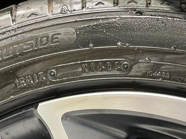 ヴェゼル ハイブリッドＲＳ・ホンダセンシング　パドルシフト　純正ナビ　バックカメラ　レーダークルーズコントロール　シートヒーター　ドライブレコーダー　ＬＥＤヘッドライト　純正１６インチアルミホイール　Ｂｌｕｅｔｏｏｔｈ再生　スマートキー　禁煙車（30枚目）