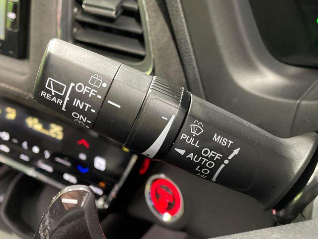 ヴェゼル ハイブリッドＲＳ・ホンダセンシング　パドルシフト　純正ナビ　バックカメラ　レーダークルーズコントロール　シートヒーター　ドライブレコーダー　ＬＥＤヘッドライト　純正１６インチアルミホイール　Ｂｌｕｅｔｏｏｔｈ再生　スマートキー　禁煙車（50枚目）