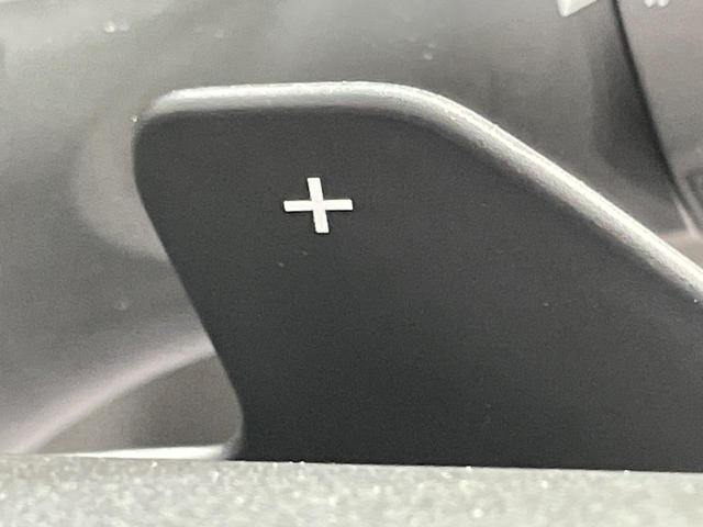 スペーシアカスタム ハイブリッドＸＳターボ　ターボ　メーカー９型ナビ　禁煙車　セーフティサポート　全方位モニター　両側パワースライドドア　レーダークルーズコントロール　前席シートヒーター　ハンドルヒーター　ＬＥＤヘッドライト　純正１５インチＡＷ（39枚目）