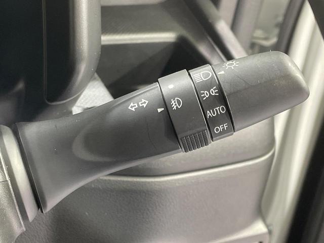 スペーシアカスタム ハイブリッドＸＳターボ　ターボ　メーカー９型ナビ　禁煙車　セーフティサポート　全方位モニター　両側パワースライドドア　レーダークルーズコントロール　前席シートヒーター　ハンドルヒーター　ＬＥＤヘッドライト　純正１５インチＡＷ（41枚目）