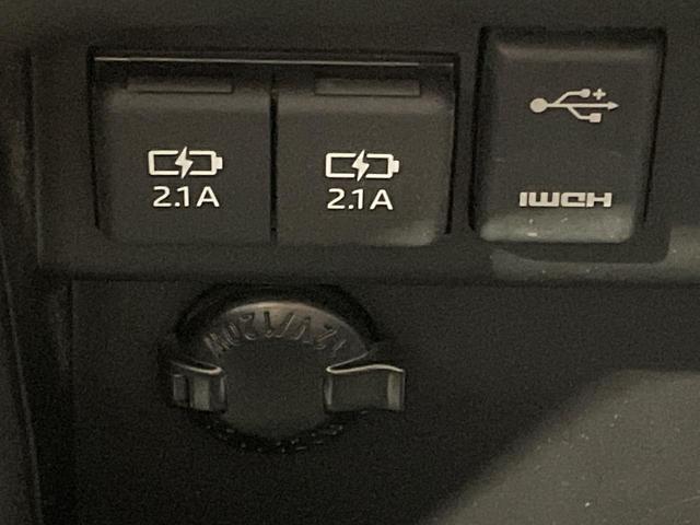 ヴォクシー ＺＳ　煌ＩＩＩ　両側電動ドア　純正ＳＤナビ　後席モニター　バックカメラ　衝突被害軽減システム　禁煙車　ハーフレザーシート　コーナーセンサー　スマートキー　ＬＥＤヘッド　ビルトインＥＴＣ　クルコン（46枚目）