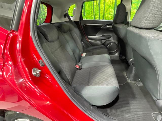 フィット １３Ｇ・Ｆパッケージ　純正ＳＤナビ　バックカメラ　禁煙車　ドラレコ　ＬＥＤヘッド　ＥＴＣ　オートエアコン　Ｂｌｕｅｔｏｏｔｈ　ＣＤ　ＤＶＤ再生　地デジ（9枚目）