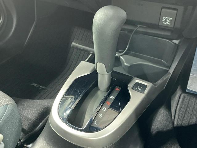 フィット １３Ｇ・Ｆパッケージ　純正ＳＤナビ　バックカメラ　禁煙車　ドラレコ　ＬＥＤヘッド　ＥＴＣ　オートエアコン　Ｂｌｕｅｔｏｏｔｈ　ＣＤ　ＤＶＤ再生　地デジ（35枚目）