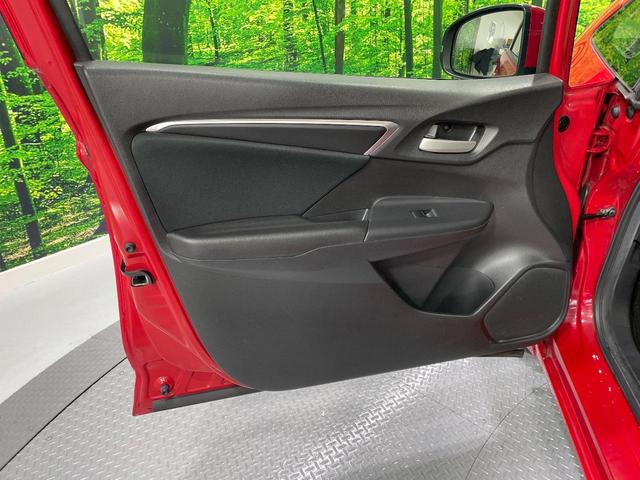 フィット １３Ｇ・Ｆパッケージ　純正ＳＤナビ　バックカメラ　禁煙車　ドラレコ　ＬＥＤヘッド　ＥＴＣ　オートエアコン　Ｂｌｕｅｔｏｏｔｈ　ＣＤ　ＤＶＤ再生　地デジ（41枚目）