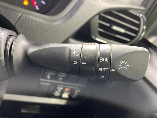 ヴォクシー ＺＳ　煌　両側電動ドア　純正ＳＤナビ　バックカメラ　衝突被害軽減システム　禁煙車　ドラレコ　スマートキー　ＬＥＤヘッド　ビルトインＥＴＣ　クルコン　純正１６インチアルミ　オートハイビーム　車線逸脱警報（30枚目）