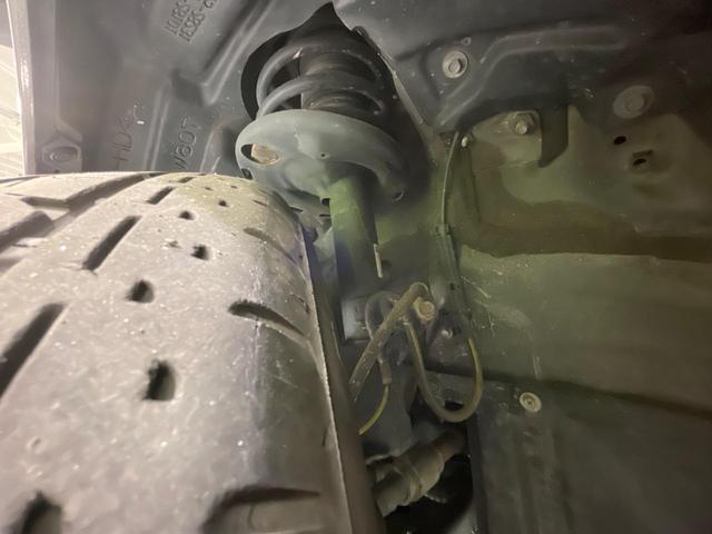 ヴォクシー ＺＳ　煌　両側電動ドア　純正ＳＤナビ　バックカメラ　衝突被害軽減システム　禁煙車　ドラレコ　スマートキー　ＬＥＤヘッド　ビルトインＥＴＣ　クルコン　純正１６インチアルミ　オートハイビーム　車線逸脱警報（56枚目）