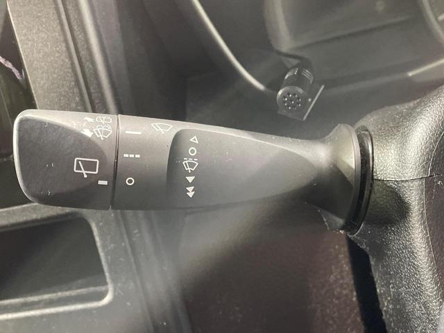 ルーミー Ｘ　Ｓ　ＳＤナビ　禁煙車　スマートアシスト　パワースライドドア　バックカメラ　ビルトインＥＴＣ　ドライブレコーダー　Ｂｌｕｅｔｏｏｔｈ接続可　フルセグ　前席シートヒーター　オートライト　スマートキー（33枚目）