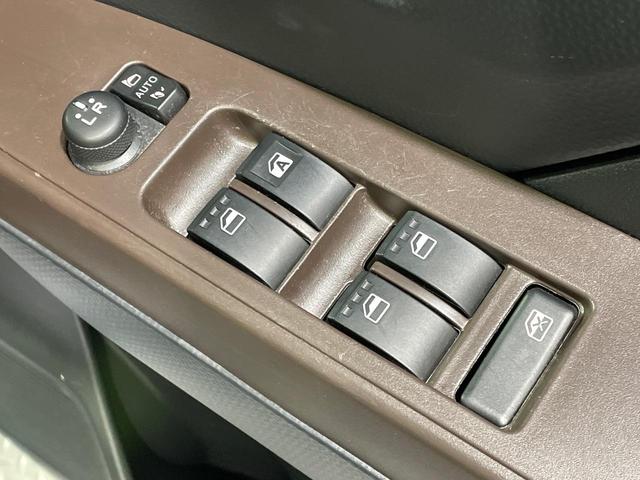 ルーミー Ｘ　Ｓ　ＳＤナビ　禁煙車　スマートアシスト　パワースライドドア　バックカメラ　ビルトインＥＴＣ　ドライブレコーダー　Ｂｌｕｅｔｏｏｔｈ接続可　フルセグ　前席シートヒーター　オートライト　スマートキー（35枚目）