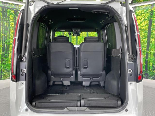 ステップワゴン ｅ：ＨＥＶスパーダ　プレミアムライン　両側電動ドア　純正ＳＤナビ　全周囲カメラ　衝突被害軽減システム　レーダークルーズ　禁煙車　ハーフレザーシート　ドラレコ　コーナーセンサー　スマートキー　ＬＥＤヘッド　ナビ連動ＥＴＣ（10枚目）