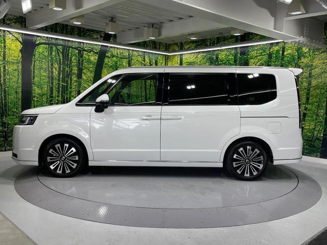 ステップワゴン ｅ：ＨＥＶスパーダ　プレミアムライン　両側電動ドア　純正ＳＤナビ　全周囲カメラ　衝突被害軽減システム　レーダークルーズ　禁煙車　ハーフレザーシート　ドラレコ　コーナーセンサー　スマートキー　ＬＥＤヘッド　ナビ連動ＥＴＣ（32枚目）