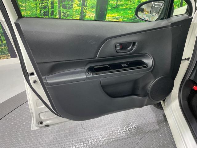 アクア Sスタイルブラック 純正SDナビ 衝突被害軽減システム 禁煙車 ドラレコ コーナーセンサー スマートキー LEDヘッド ビルトインETC オートハイビーム 車線逸脱警報 オートライト オートエアコン Bluetooth(48枚目)