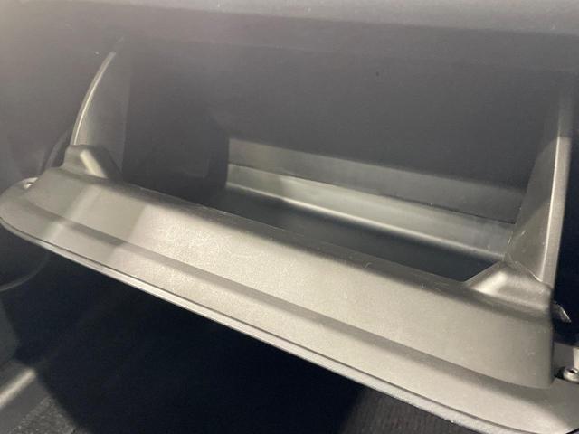 アクア Sスタイルブラック 純正SDナビ 衝突被害軽減システム 禁煙車 ドラレコ コーナーセンサー スマートキー LEDヘッド ビルトインETC オートハイビーム 車線逸脱警報 オートライト オートエアコン Bluetooth(52枚目)