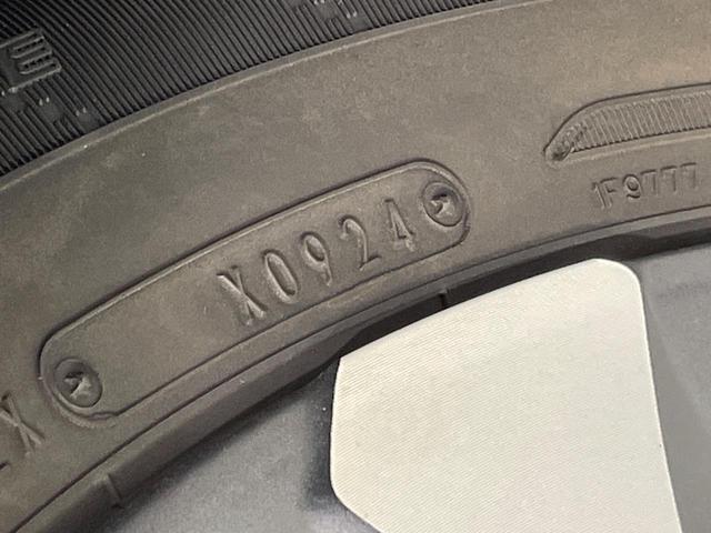 フリード クロスター・ホンダセンシング　両側電動ドア　純正９インチナビ　バックカメラ　衝突被害軽減システム　レーダークルーズコントロール　禁煙車　ハーフレザーシート　スマートキー　ＬＥＤヘッド　ビルトインＥＴＣ　純正１５インチアルミホイール（62枚目）