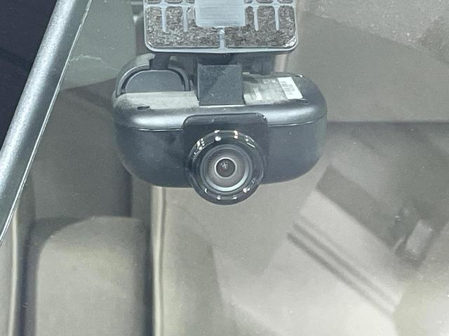 ムーヴキャンバス Ｇメイクアップリミテッド　ＳＡＩＩＩ　衝突軽減　純正ナビ　全周囲カメラ　両側電動スライドドア　ＬＥＤヘッド　Ｂｌｕｅｔｏｏｔｈ再生　スマートキー　ＥＴＣ　ドライブレコーダー　フルセグＴＶ　オートハイビーム　アイドリングストップ　禁煙車（35枚目）