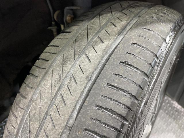 ヴォクシー Ｘ　電動スライドドア　純正ＳＤナビ　バックカメラ　衝突被害軽減システム　コーナーセンサー　スマートキー　ＬＥＤヘッド　ＥＴＣ２．０　クルコン　純正１５インチアルミ　オートハイビーム　　オートライト（70枚目）