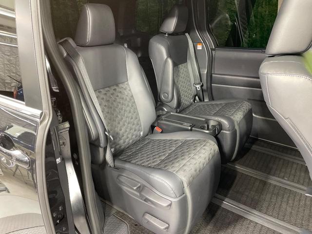 ヴォクシー Ｓ－Ｚ　純正１０．５インチナビ　禁煙車　セーフティセンス　両側電動スライドドア　レーダークルーズコントロール　前席シートヒーター　ＥＴＣ２．０　ドライブレコーダー　ＣＤ／ＤＶＤ再生　純正１７インチアルミ（8枚目）