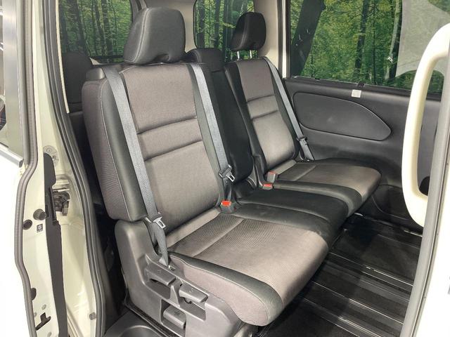 セレナ ハイウェイスター　ＶセレクションＩＩ　両側電動ドア　後席モニター　全周囲カメラ　衝突被害軽減システム　ドラレコ　ＬＥＤヘッド　ビルトインＥＴＣ　クルコン　純正１６インチアルミ　オートライト　オートエアコン　リアエアコン（9枚目）