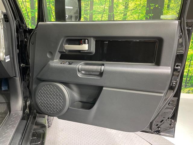 ＦＪクルーザー ブラックカラーパッケージ　４ＷＤ　純正ＳＤナビ　オールテレーン　バックカメラ　禁煙車　コーナーセンサー　ＥＴＣ　ドラレコ　クルコン　純正１７インチアルミ　Ｂｌｕｅｔｏｏｔｈ　ＣＤ　ＤＶＤ再生　フルセグ（49枚目）