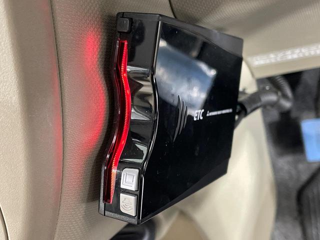 ムーヴ Ｌ　ＳＡ　純正ナビ　衝突軽減　ＬＥＤヘッド　ＥＴＣ　シートアンダーボックス　横滑り防止　禁煙車　Ｂｌｕｅｔｏｏｔｈ（5枚目）