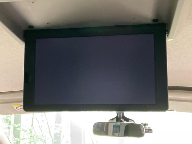 セレナ ハイウェイスター　両側電動ドア　純正ＳＤナビ　後席モニター　全周囲カメラ　衝突被害軽減システム　禁煙車　ドラレコ　スマートキー　ＬＥＤヘッド　ビルトインＥＴＣ　クルコン　純正１６インチアルミ　オートライト（3枚目）