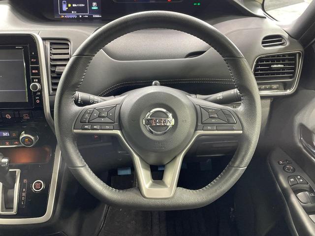 セレナ ハイウェイスター　両側電動ドア　純正ＳＤナビ　後席モニター　全周囲カメラ　衝突被害軽減システム　禁煙車　ドラレコ　スマートキー　ＬＥＤヘッド　ビルトインＥＴＣ　クルコン　純正１６インチアルミ　オートライト（11枚目）