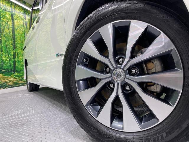 セレナ ハイウェイスター　両側電動ドア　純正ＳＤナビ　後席モニター　全周囲カメラ　衝突被害軽減システム　禁煙車　ドラレコ　スマートキー　ＬＥＤヘッド　ビルトインＥＴＣ　クルコン　純正１６インチアルミ　オートライト（12枚目）