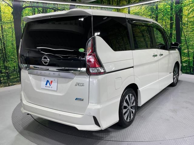 セレナ ハイウェイスター　両側電動ドア　純正ＳＤナビ　後席モニター　全周囲カメラ　衝突被害軽減システム　禁煙車　ドラレコ　スマートキー　ＬＥＤヘッド　ビルトインＥＴＣ　クルコン　純正１６インチアルミ　オートライト（17枚目）