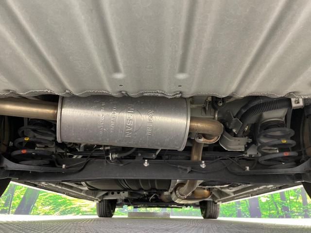 セレナ ハイウェイスター　両側電動ドア　純正ＳＤナビ　後席モニター　全周囲カメラ　衝突被害軽減システム　禁煙車　ドラレコ　スマートキー　ＬＥＤヘッド　ビルトインＥＴＣ　クルコン　純正１６インチアルミ　オートライト（19枚目）