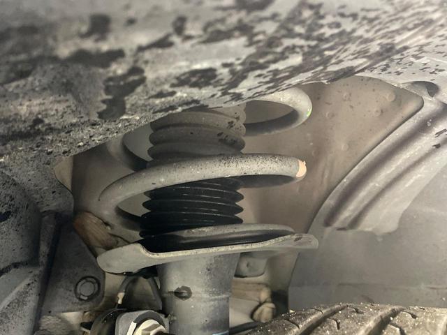 セレナ ハイウェイスター　両側電動ドア　純正ＳＤナビ　後席モニター　全周囲カメラ　衝突被害軽減システム　禁煙車　ドラレコ　スマートキー　ＬＥＤヘッド　ビルトインＥＴＣ　クルコン　純正１６インチアルミ　オートライト（20枚目）