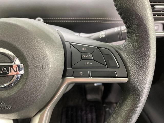 セレナ ハイウェイスター　両側電動ドア　純正ＳＤナビ　後席モニター　全周囲カメラ　衝突被害軽減システム　禁煙車　ドラレコ　スマートキー　ＬＥＤヘッド　ビルトインＥＴＣ　クルコン　純正１６インチアルミ　オートライト（40枚目）