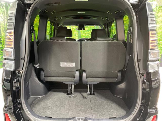 ヴォクシー ハイブリッドＺＳ　煌ＩＩ　両側電動ドア　純正ＳＤナビ　バックカメラ　衝突被害軽減システム　禁煙車　ドラレコ　コーナーセンサー　スマートキー　ＬＥＤヘッド　ビルトインＥＴＣ　クルコン　純正１６インチアルミ　車線逸脱警報（56枚目）