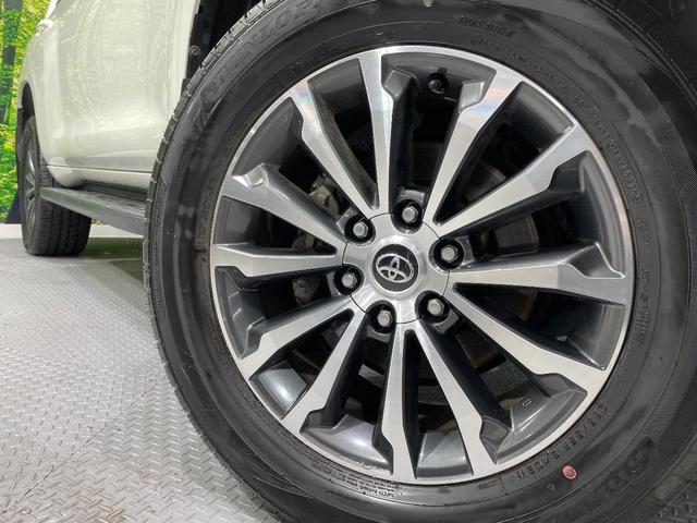 �y�����P�X�C���`�A���~�z�C�[���z�O�ςɃ}�b�`���������A���~�z�C�[���𑕒����Ă���܂��B�e��ЊO�A���~�z�C�[����A�X�^�b�h���X�^�C�����戵�����Ă���܂��B���񂲑��k����������