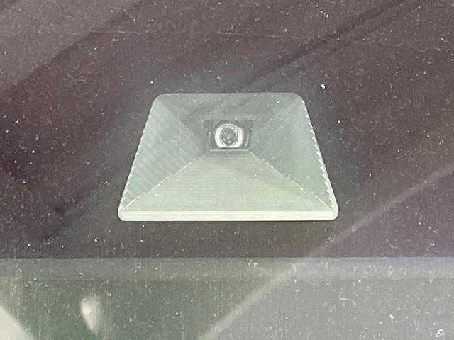 Ｎ－ＢＯＸカスタム Ｇ・Ｌホンダセンシング　純正ナビ　ホンダセンシング　禁煙車　バックカメラ　パワースライドドア　ビルトインＥＴＣ　ドライブレコーダー　Ｂｌｕｅｔｏｏｔｈ接続可　フルセグ　オートライト　オートエアコン　ＬＥＤヘッドライト（3枚目）