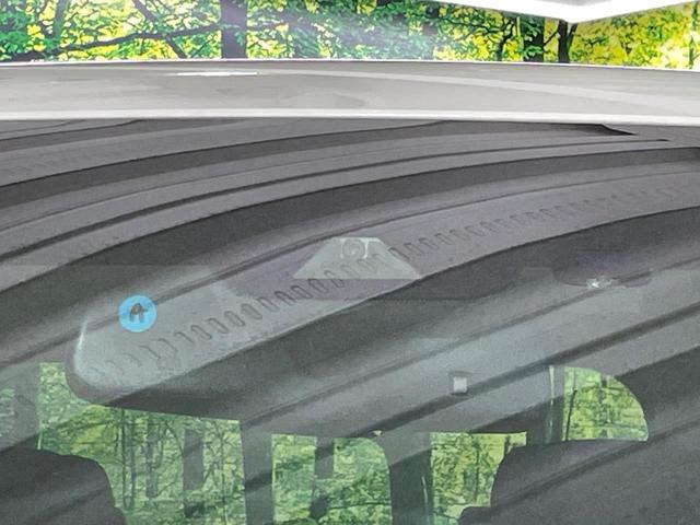 アルファード ２．５Ｓ　Ｃパッケージ　純正１０型ナビ　禁煙車　フリップダウンモニター　両側パワースライドドア　セーフティセンス　レーダークルーズコントロール　バックカメラ　ビルトインＥＴＣ　シートヒーター　ハンドルヒーター　ＬＥＤヘッド（3枚目）