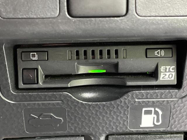 ルーミー Ｇ－Ｔ　全周囲カメラ　純正９インチナビ　両側電動スライド　衝突軽減システム　オートエアコン　ドラレコ　ＥＴＣ２．０　アイドリングストップ　横滑り防止機能　禁煙車（7枚目）