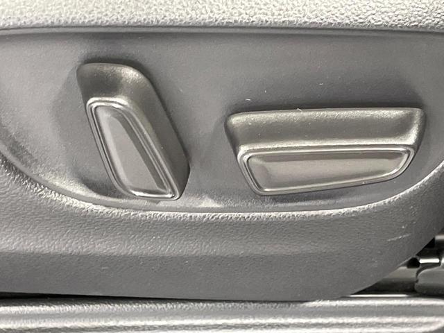 アルファード Ｚ　純正１４型ナビ　左右独立ムーンルーフ　電動サイドステップ　両側電動ドア　後席モニター　全周囲カメラ　衝突被害軽減システム　レーダークルーズ　禁煙車　電動リアゲート　前中列シートエアコン（29枚目）